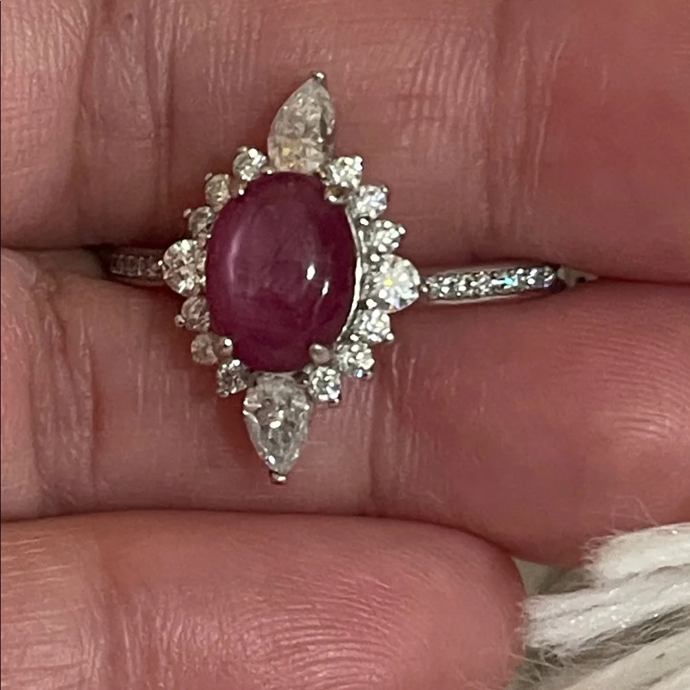 NWT Natural Ruby Star Gemstone with Moissanite Accent Ring in 925 Silver Size 10